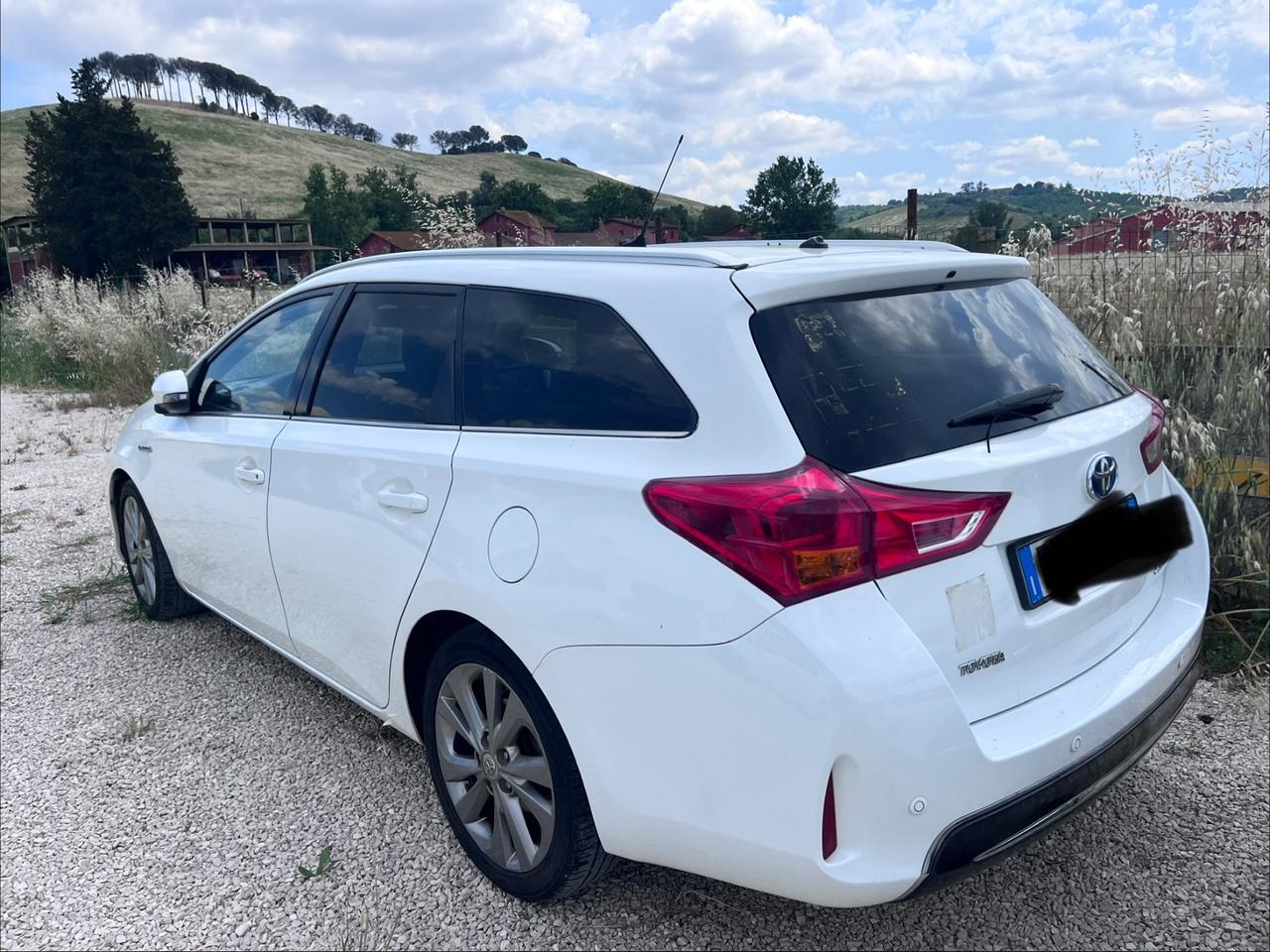 Toyota Auris Touring Sports 1.8 Hybrid Active