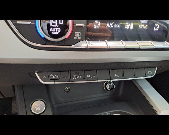 AUDI A4 Avant 40 2.0 tdi Business quattro 190cv s-tronic