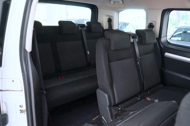 PEUGEOT Traveller BlueHDi 100 Compact Business 9 POSTI
