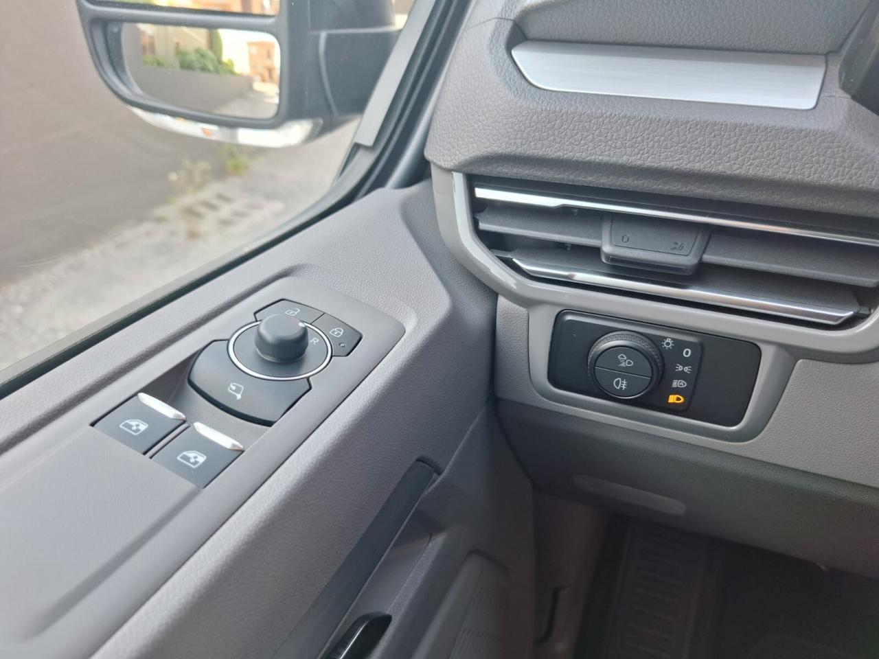 Volkswagen Caravelle 2.0 TDI 150CV aut. PL Life