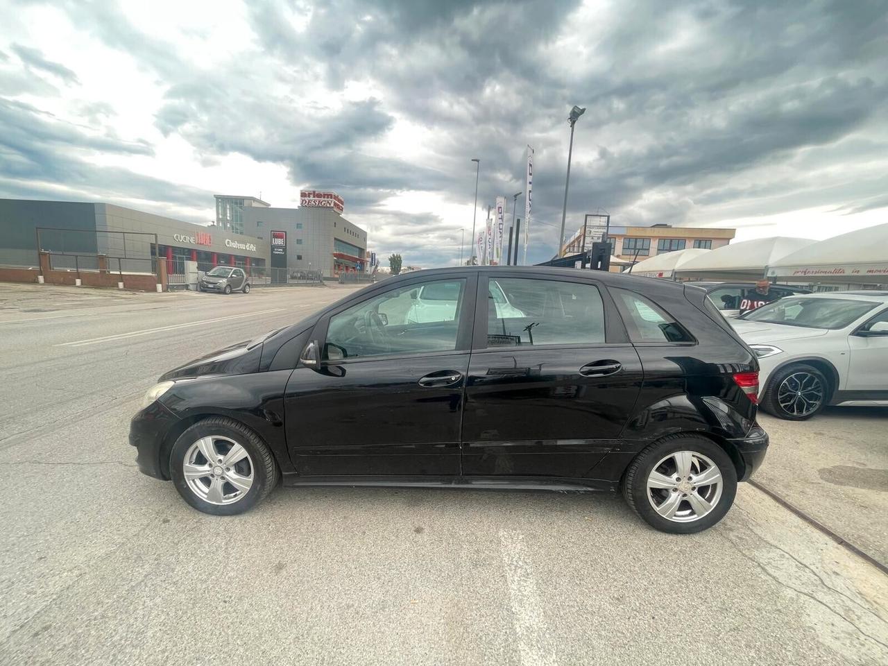 Mercedes-benz B 180 CDI Premium