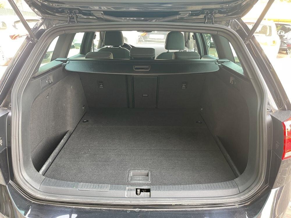 Volkswagen Golf Variant Alltrack 2.0 TDI 184CV DSG 4MOTION Exec. BMT