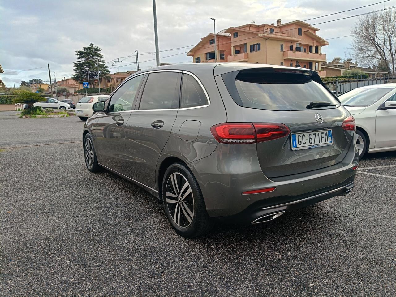 Mercedes-benz B 200 d Automatic Premium