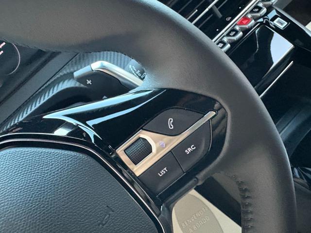 PEUGEOT 2008 Hybrid 145 e-DCS6 Allure