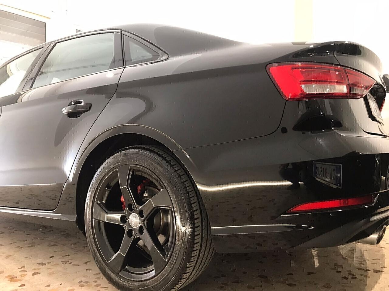 Audi A3 TDI S-LINE km 70000 IVA ESPOSTA 7/2019