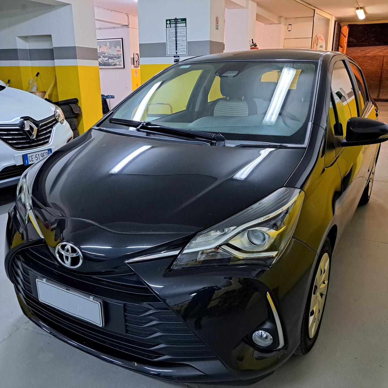 Toyota Yaris 1.0 72 CV 5 porte Active