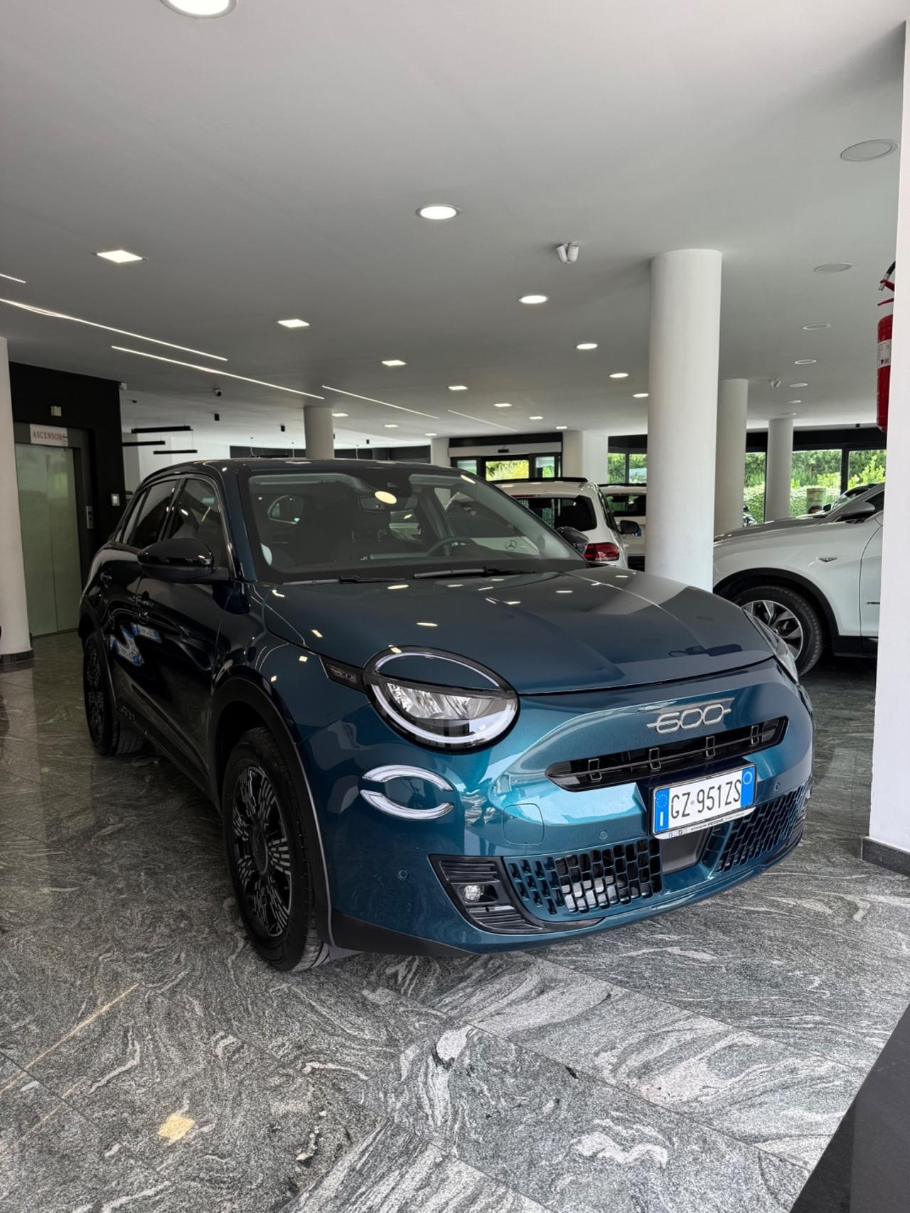 Fiat 600 Hybrid 145 CV DCT MHEV Pop