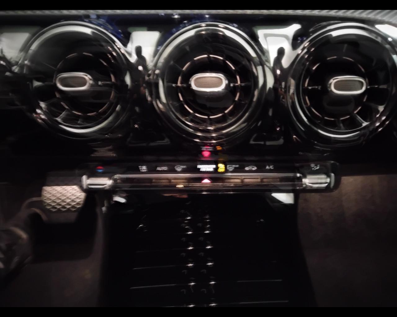 Mercedes-Benz Classe A - W177 2023 - A 180 d Advanced auto