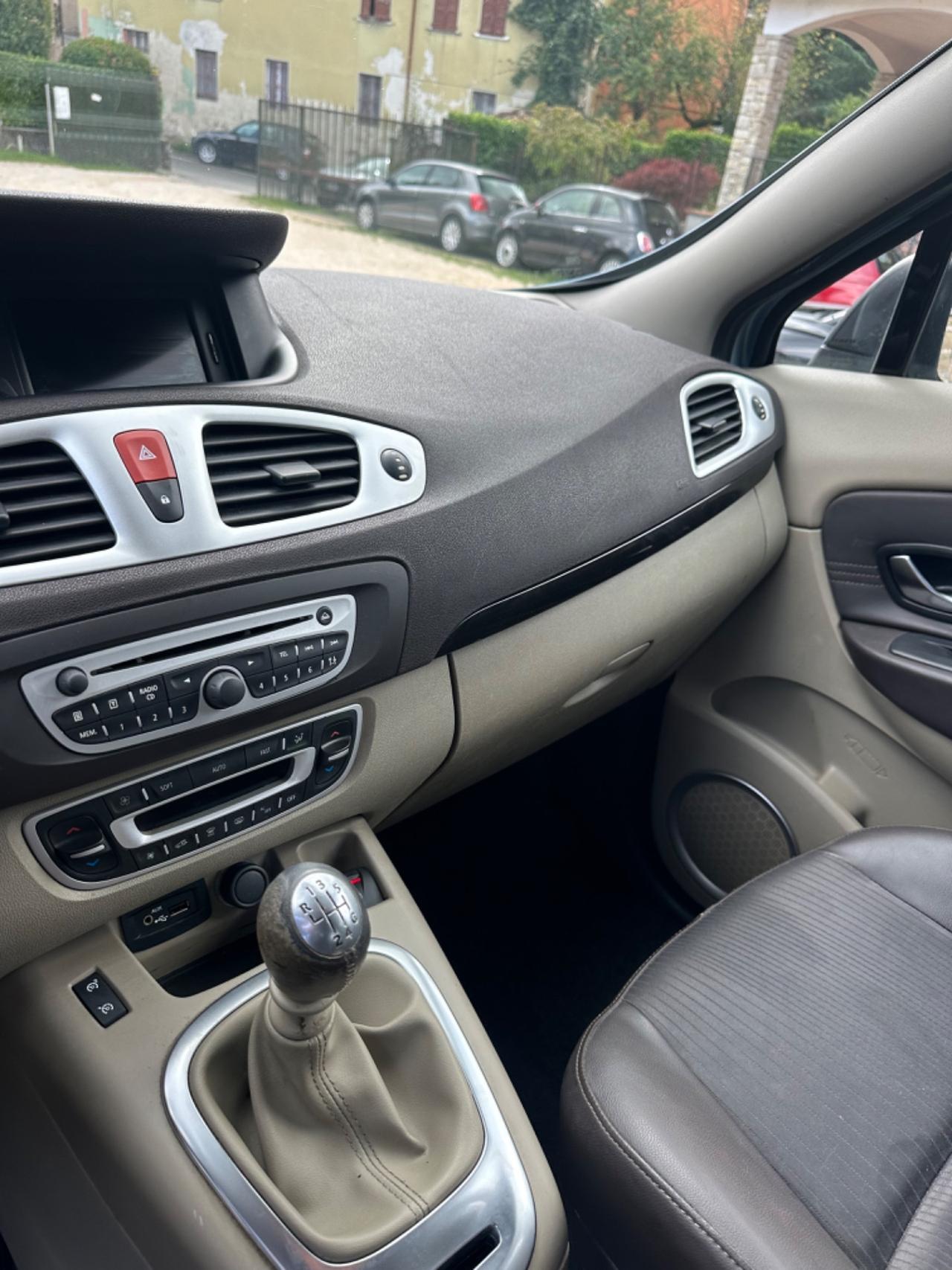 Renault SCENIC X-Mod 1.5 dCi 110CV DYNAMIQUE KMCERT