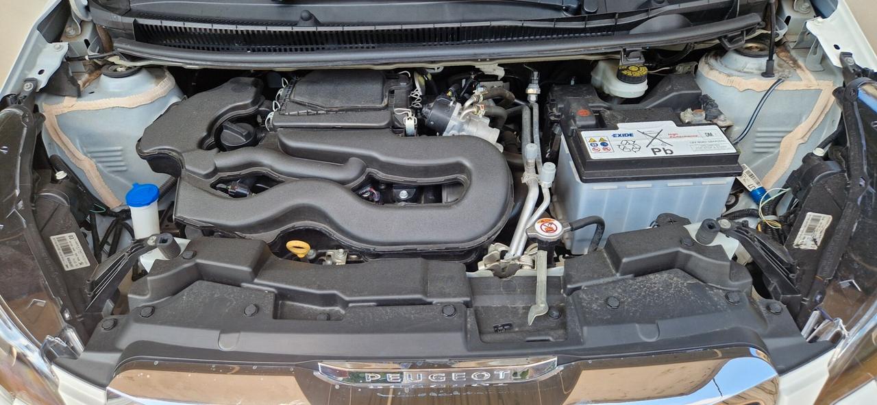 Peugeot 108 VTi 72 S&S 5 porte Style 38.000 KM TAGLIANDATA