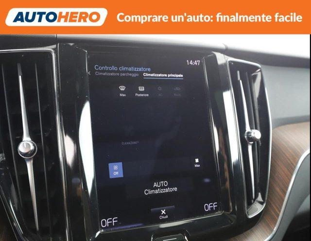 VOLVO XC60 B4 (d) AWD Geartronic Momentum