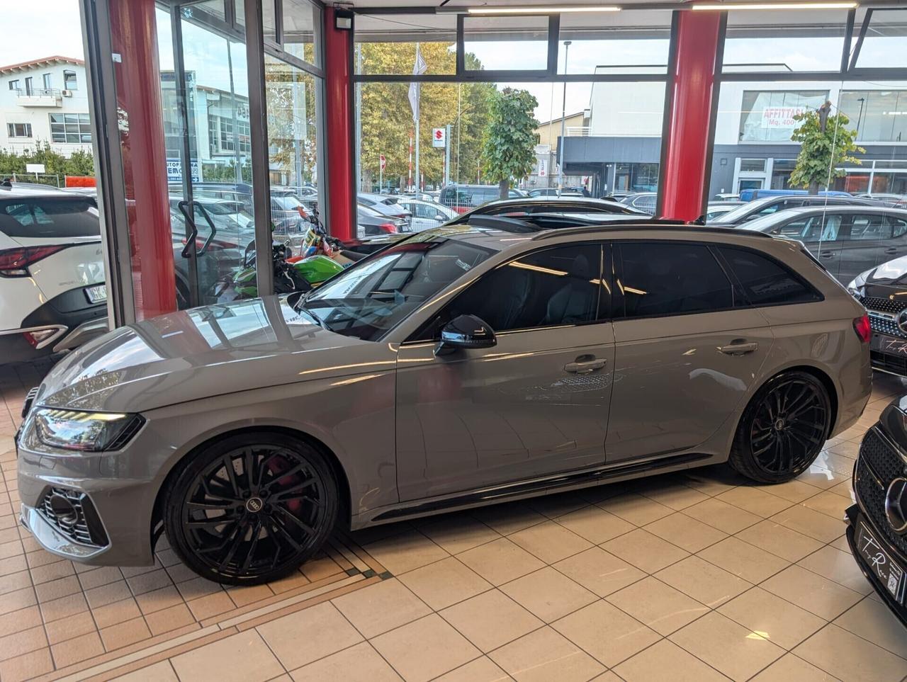 Audi A4 RS V 2019 Avant 2.9 tfsi quattro 450cv tiptronic