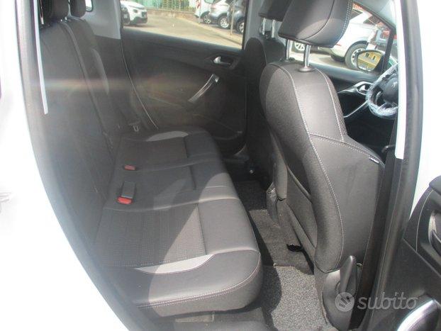 Peugeot 2008 1.2 PURETECH 110CV E6 ALLURE PACK PEL