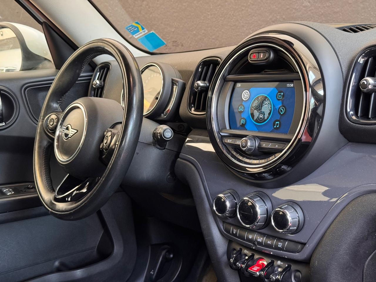 Mini Cooper D Countryman 2.0 Hype