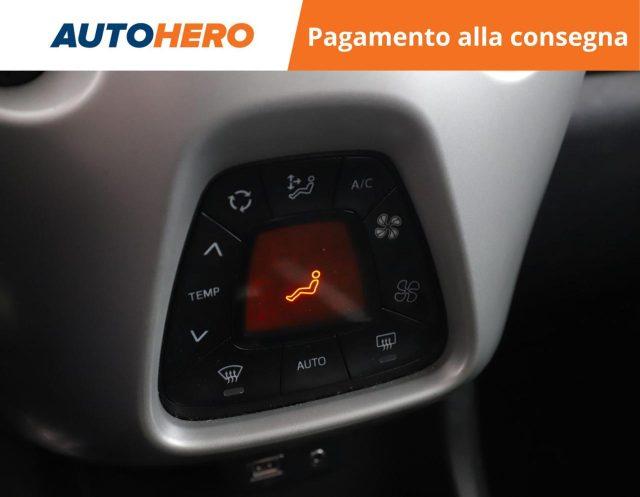 TOYOTA Aygo 1.0 VVT-i 69 CV 5 porte x-play MMT