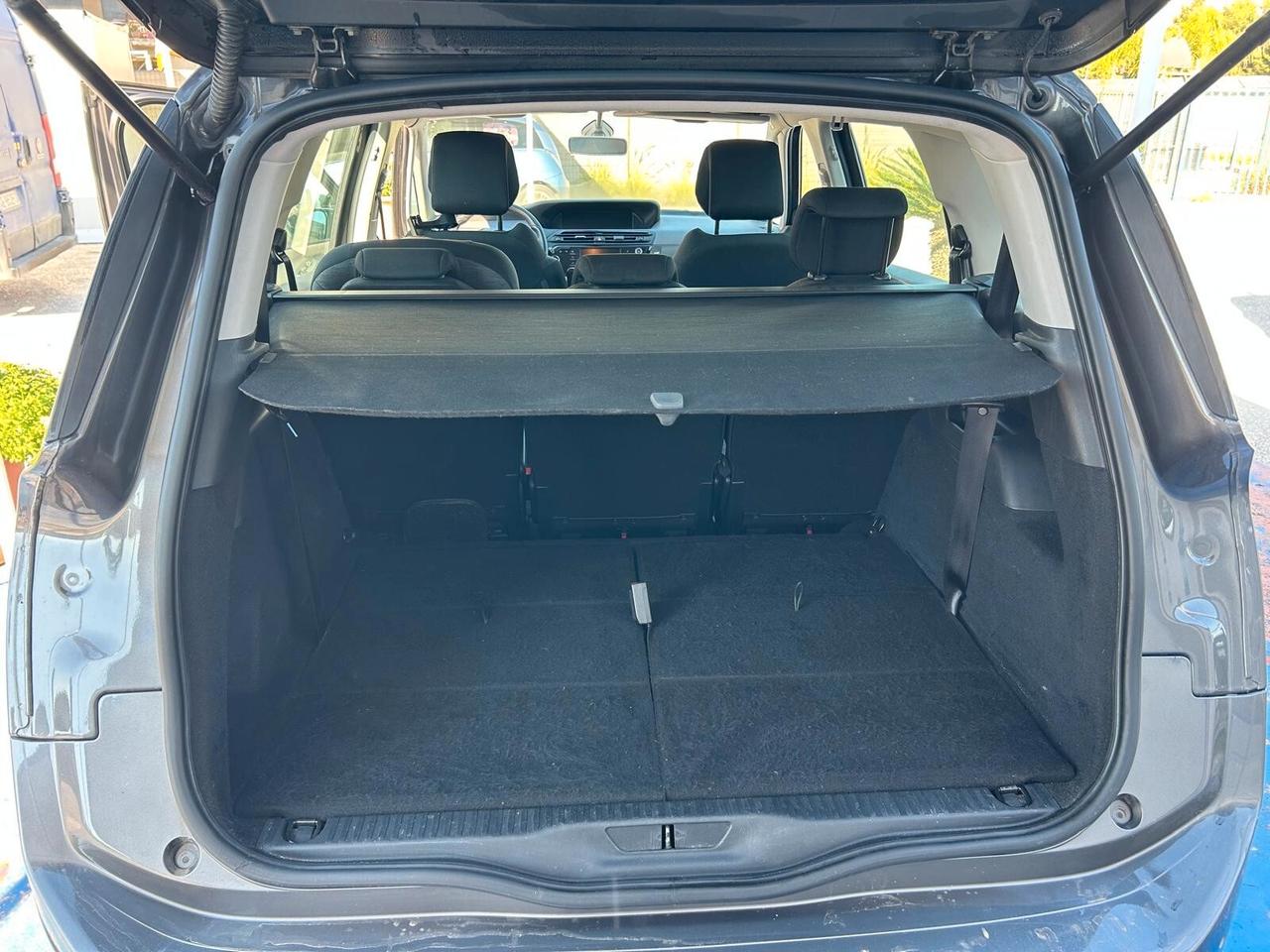 C4 7 POSTI SpaceTourer 1.5 BlueHDi 130CV