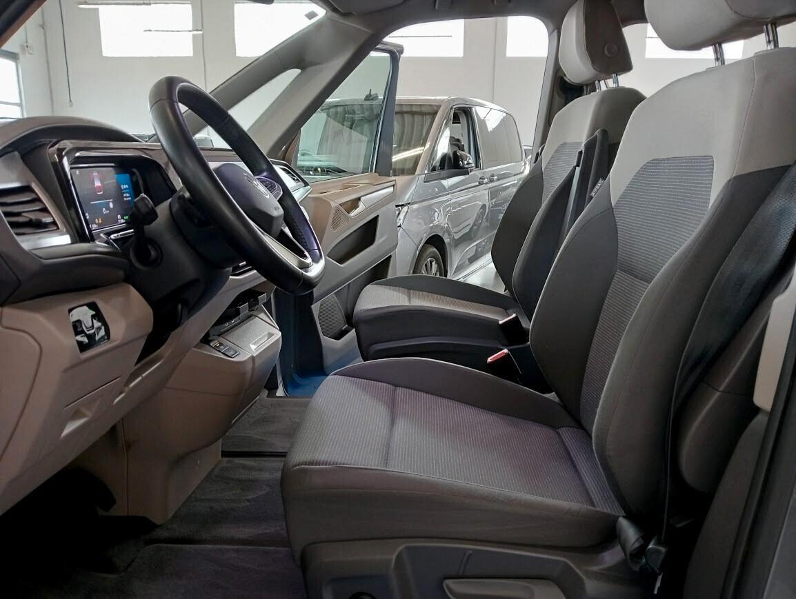 Volkswagen T7 Multivan 2.0 TDI DSG LED *VIS A VIS* CAMERA IVA INCLUSA