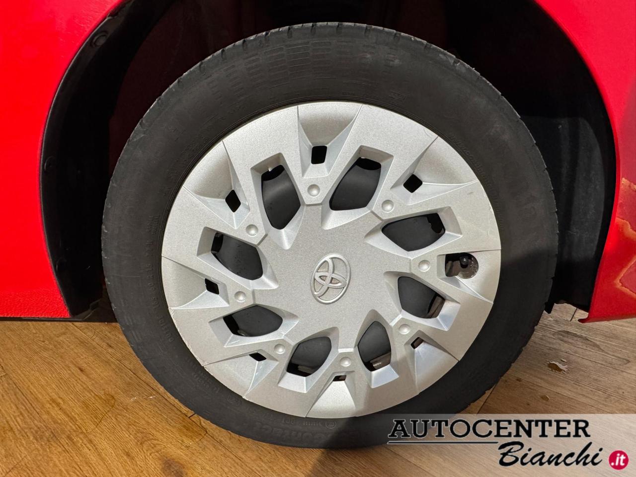 Toyota Aygo 5 Porte Aygo 5p 1.0 x-cool 72cv