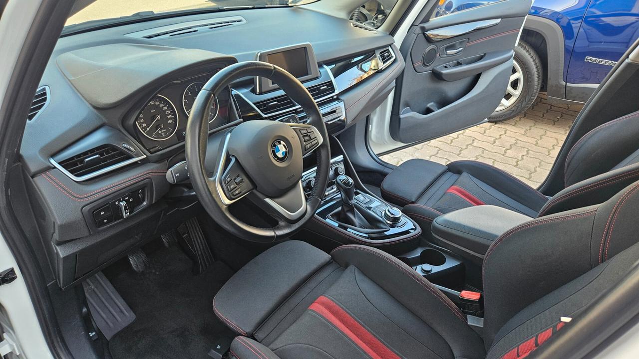 BMW 218 d Active Tourer Sport 64.000 KM!!!!