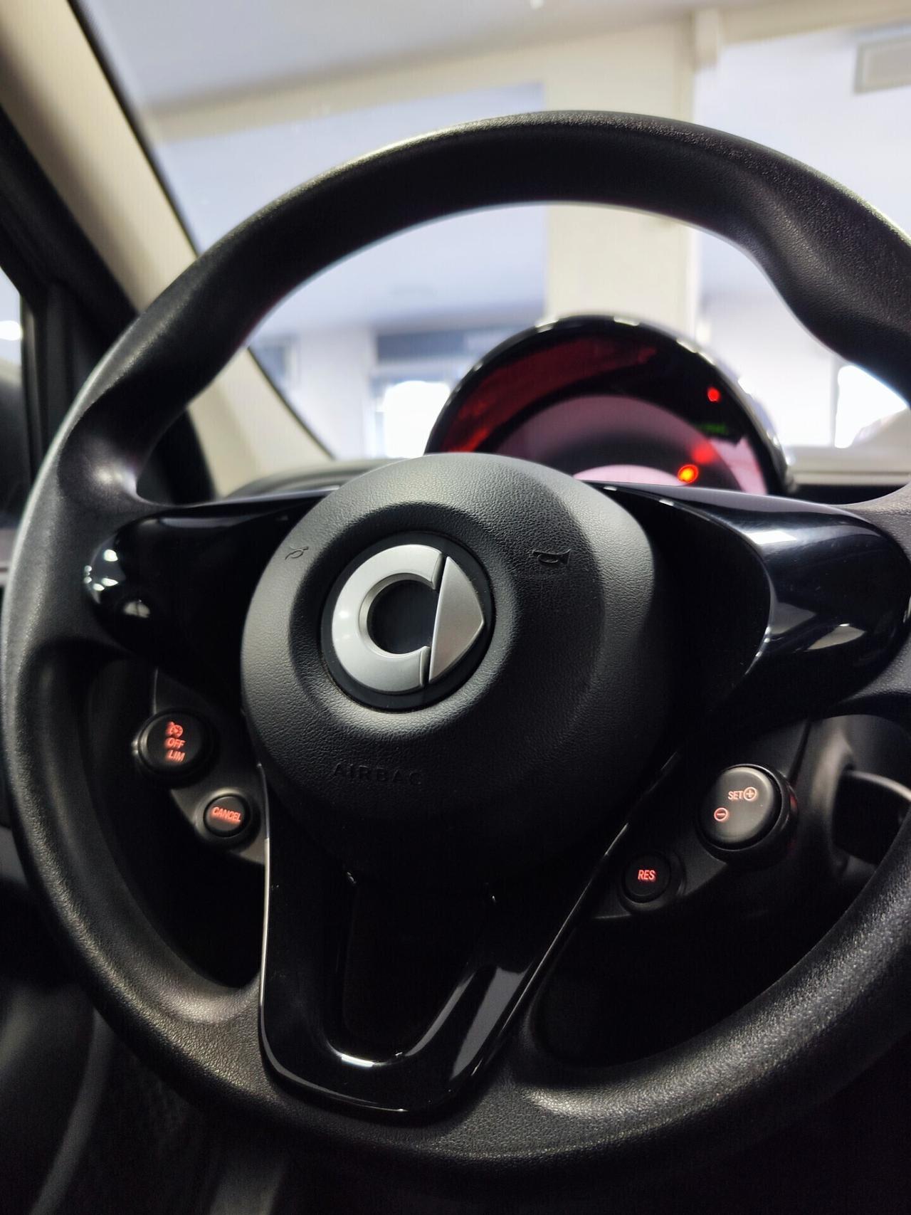 forfour 70 1.0 Passion GPL Cambio manuale