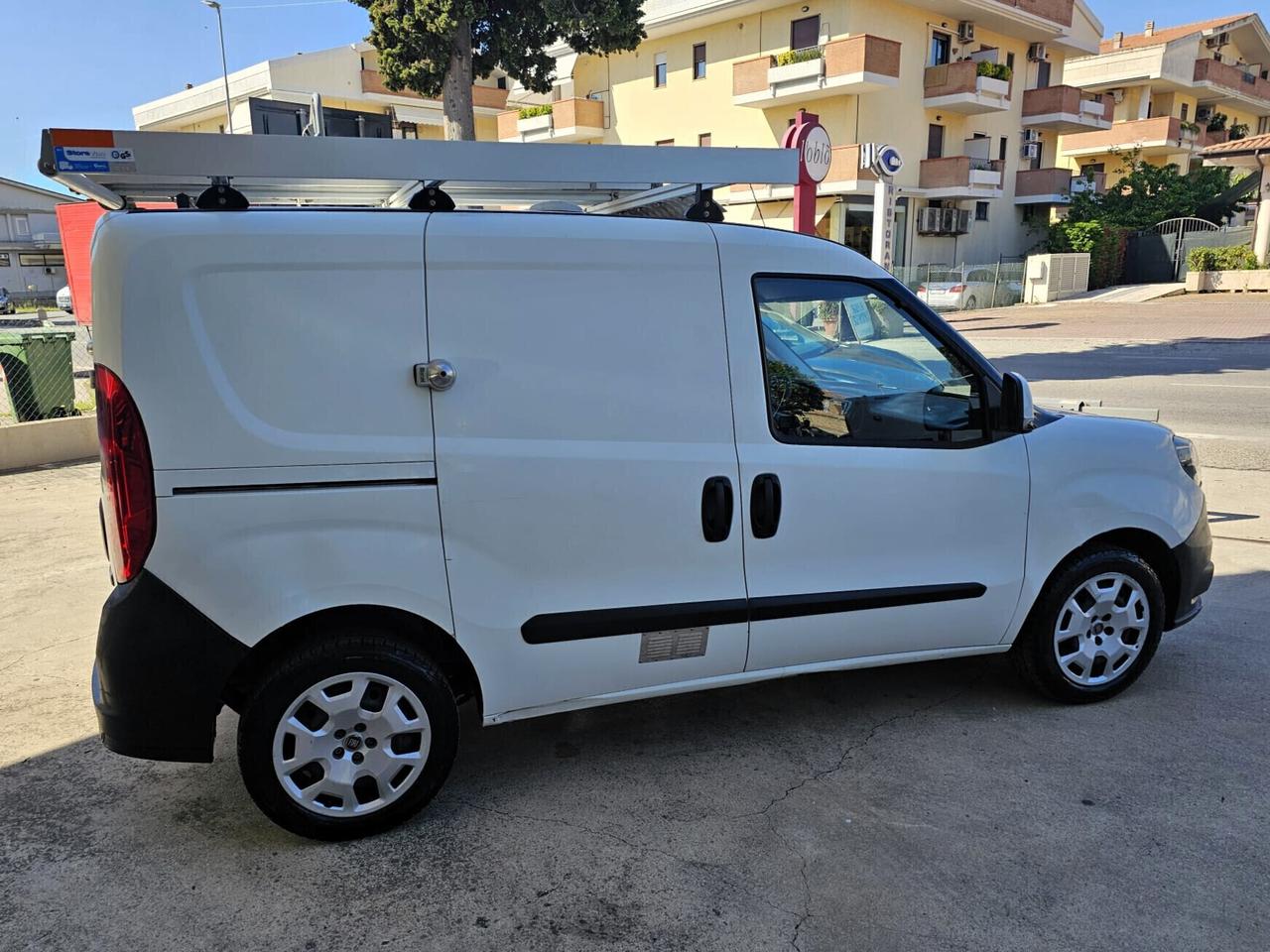 Fiat Doblo t-jet N.p. Sx Cargo - Con Officina Mobile