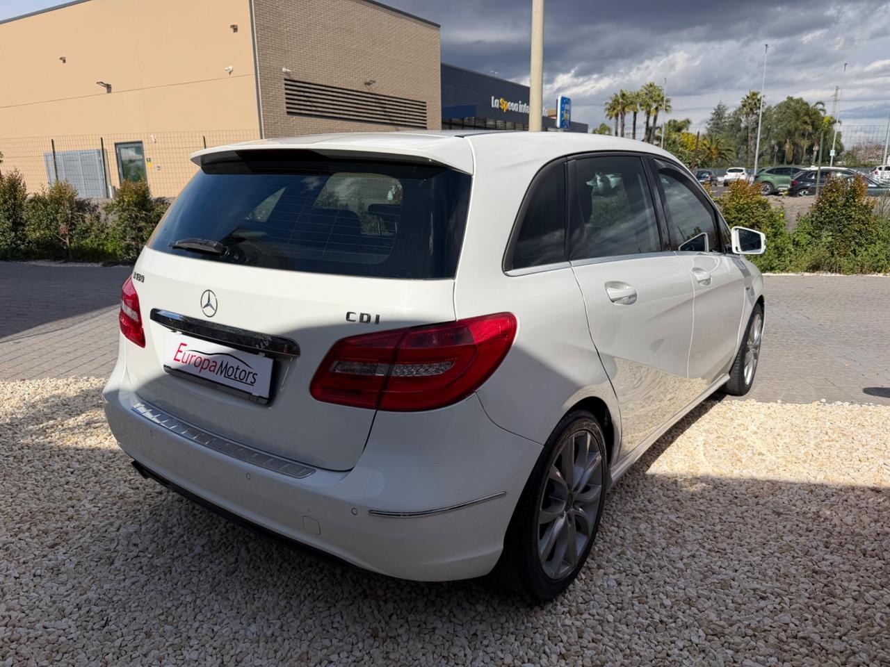 Mercedes-benz B 180 CDI BlueEFFICIENCY Premium