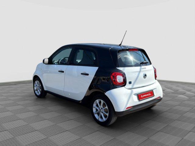 SMART ForFour forfour EQ youngster