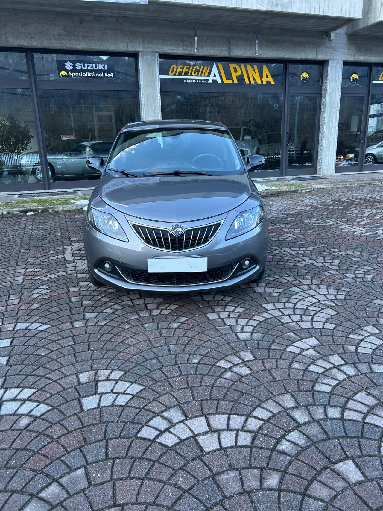 Lancia Ypsilon 1.0 FireFly 5 porte S&S Hybrid Gold