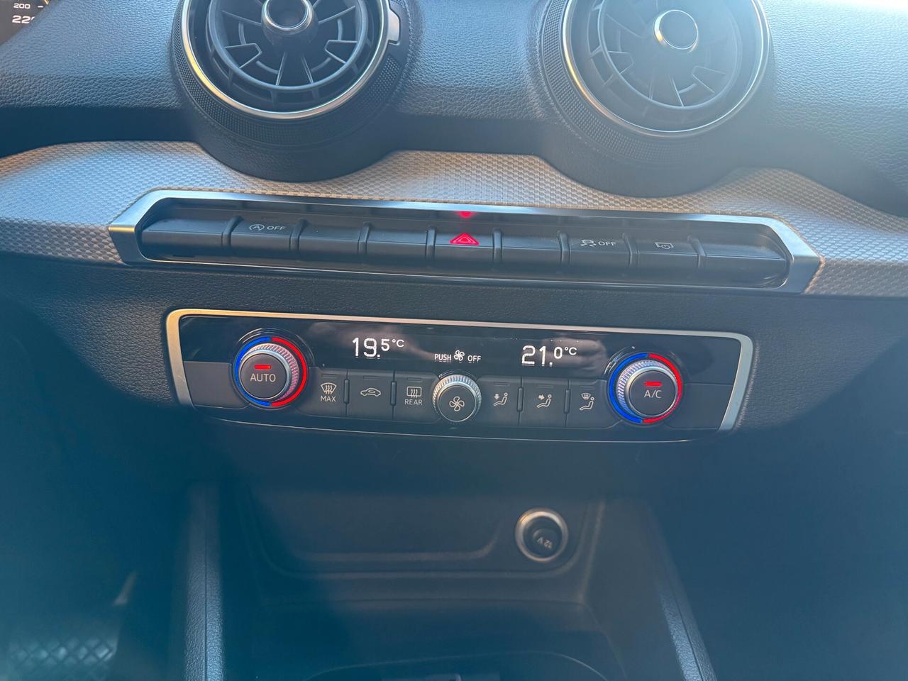 Audi Q2 1.6 TDI 116CV S tronic FULL