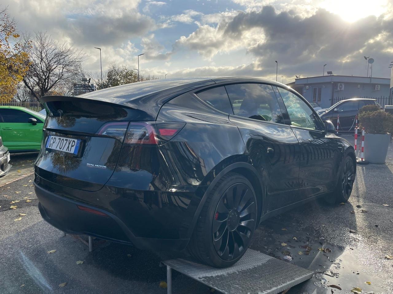 Tesla Model Y Model Y Performance AWD Dual Motor awd
