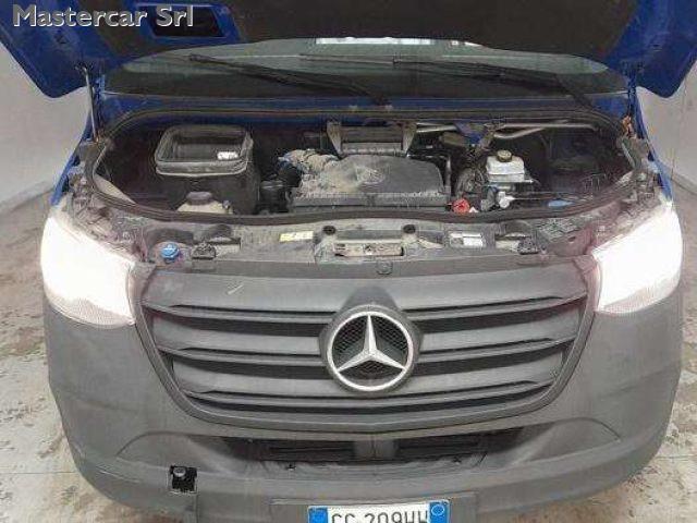 MERCEDES-BENZ Sprinter 311 F39/33 ta pm traz ant CDI TG: GC209WW