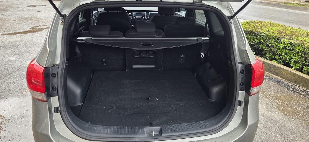 KIA CARENS 1.7 FAMILY