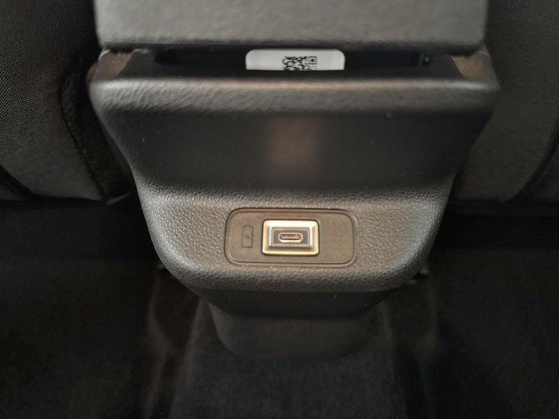 Alfa Romeo Junior 1.2 145CV Hybrid eDCT6 ibrida