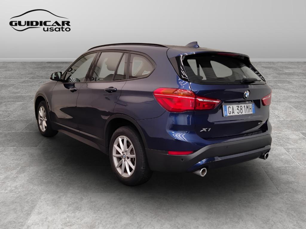 BMW X1 F48 2019 - X1 sdrive18d Advantage auto