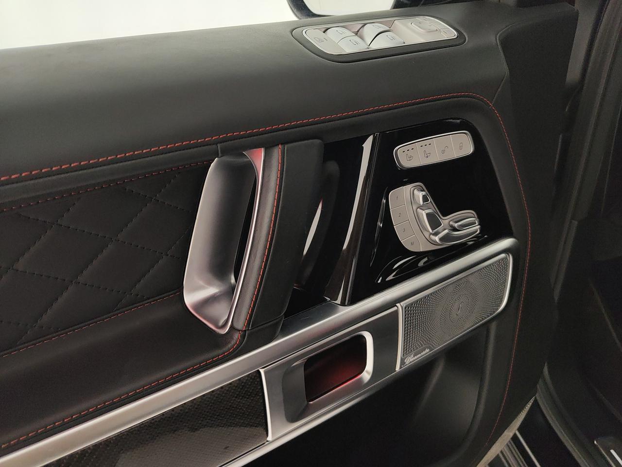 Mercedes-Benz G AMG 63 585cv auto