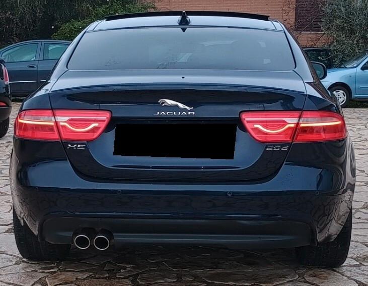 Jaguar XE 2.0 D 180 CV R-Sport