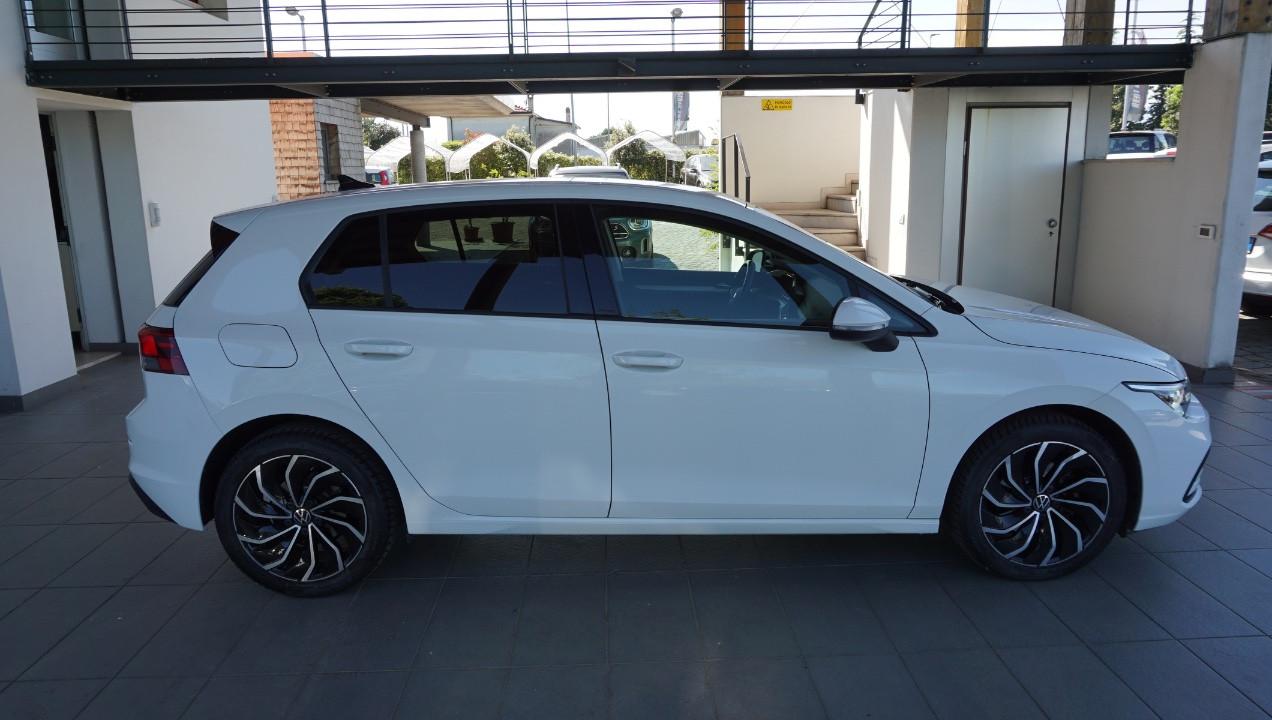 Volkswagen Golf 1.0 etsi evo Life 110cv dsg