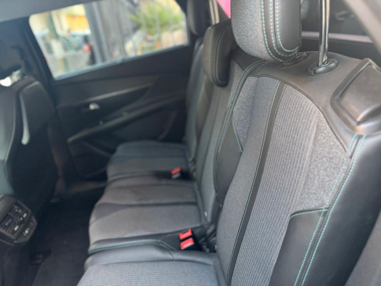 Peugeot 5008 BlueHDi 130 S&S EAT8 Allure 7 POSTI