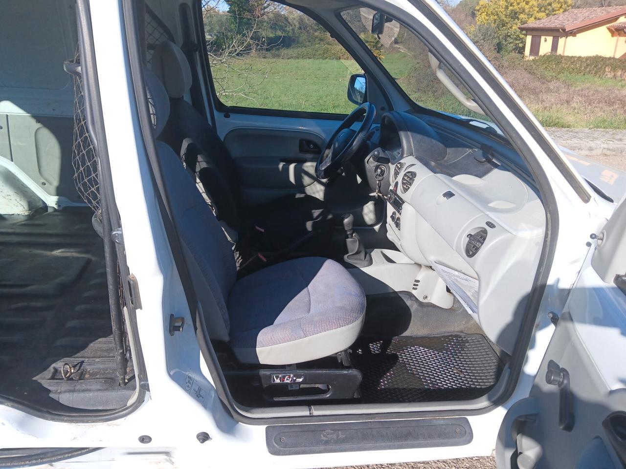 Renault kangoo 1.5 dci 80 cv
