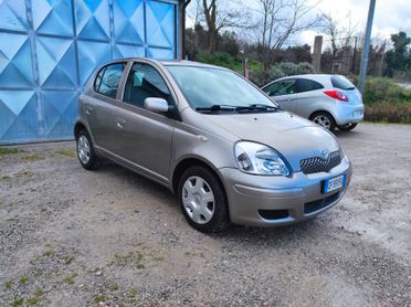 Toyota Yaris 1.0i 16V cat 5 porte