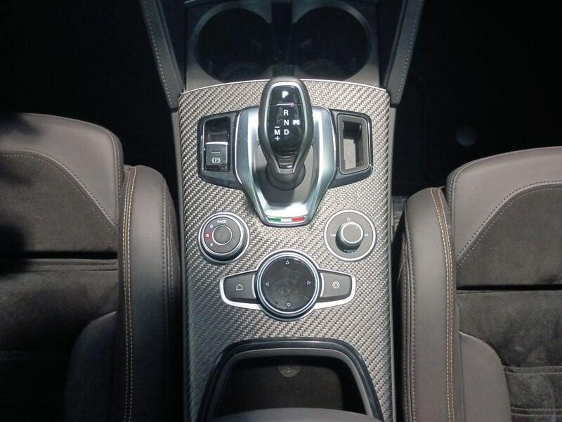 Alfa Romeo Stelvio 2.9 V6 520 CV Quadrifoglio AT8 Q4