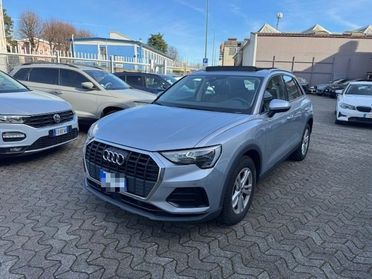 AUDI Q3 2.0 TDI 150 CV S tronic Business TETTO PANORAMICO
