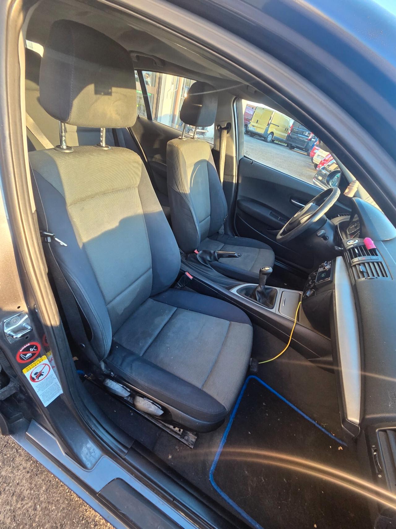 Bmw 118 118d cat 5 porte Attiva