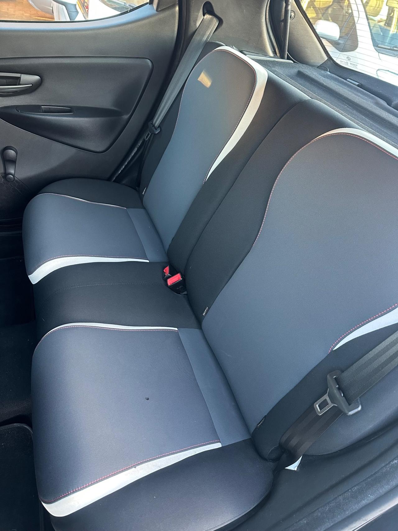 Lancia YPSILON 0.9 METANO ELEFANTINO 2015