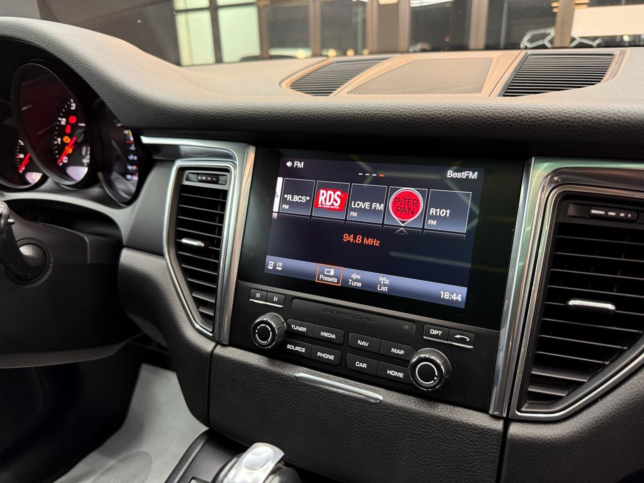 Porsche Macan 2.0 252CV PDK Tetto Panoramico