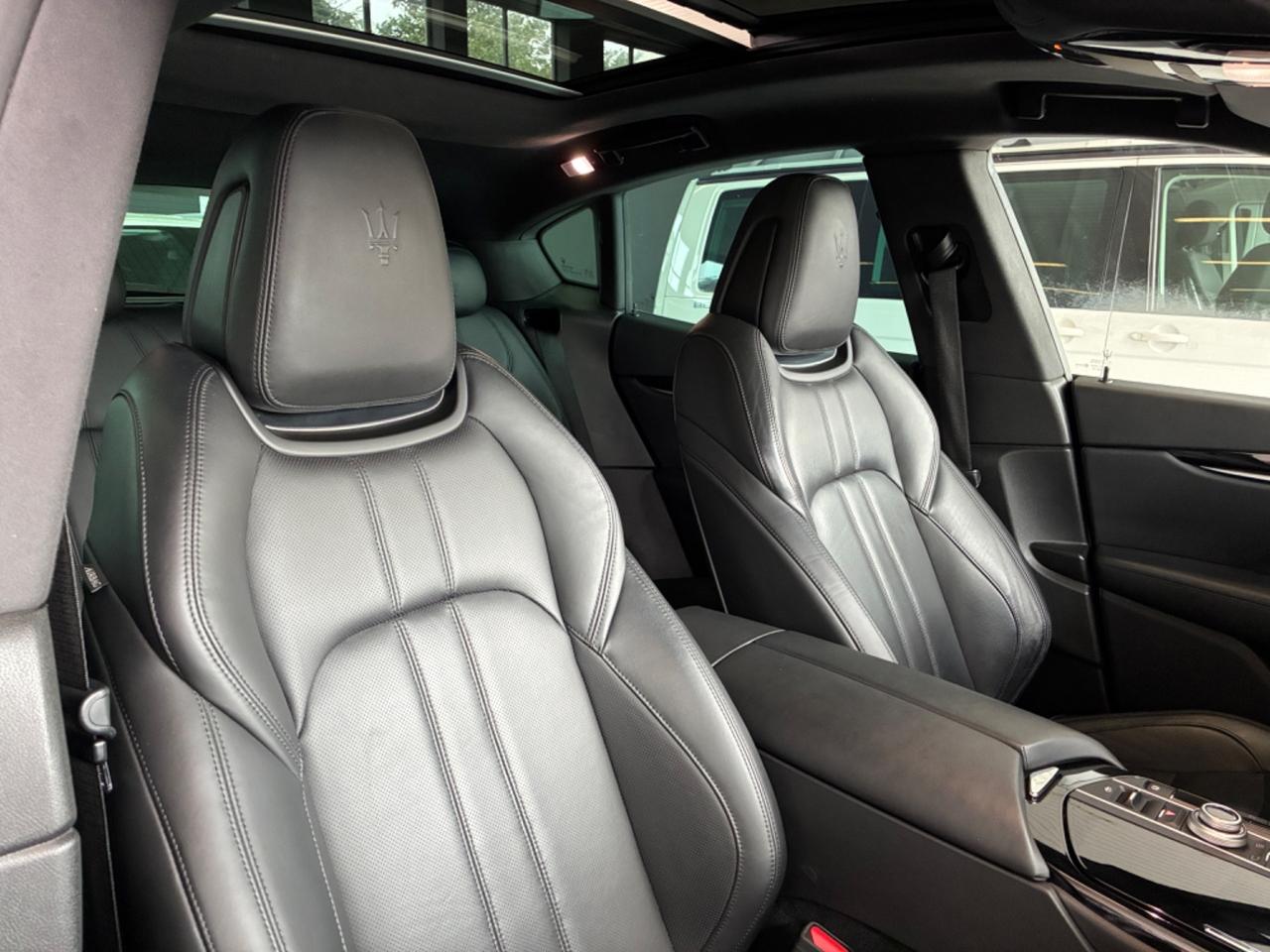 Maserati Levante V6 250 cv Diesel AWD Gransport