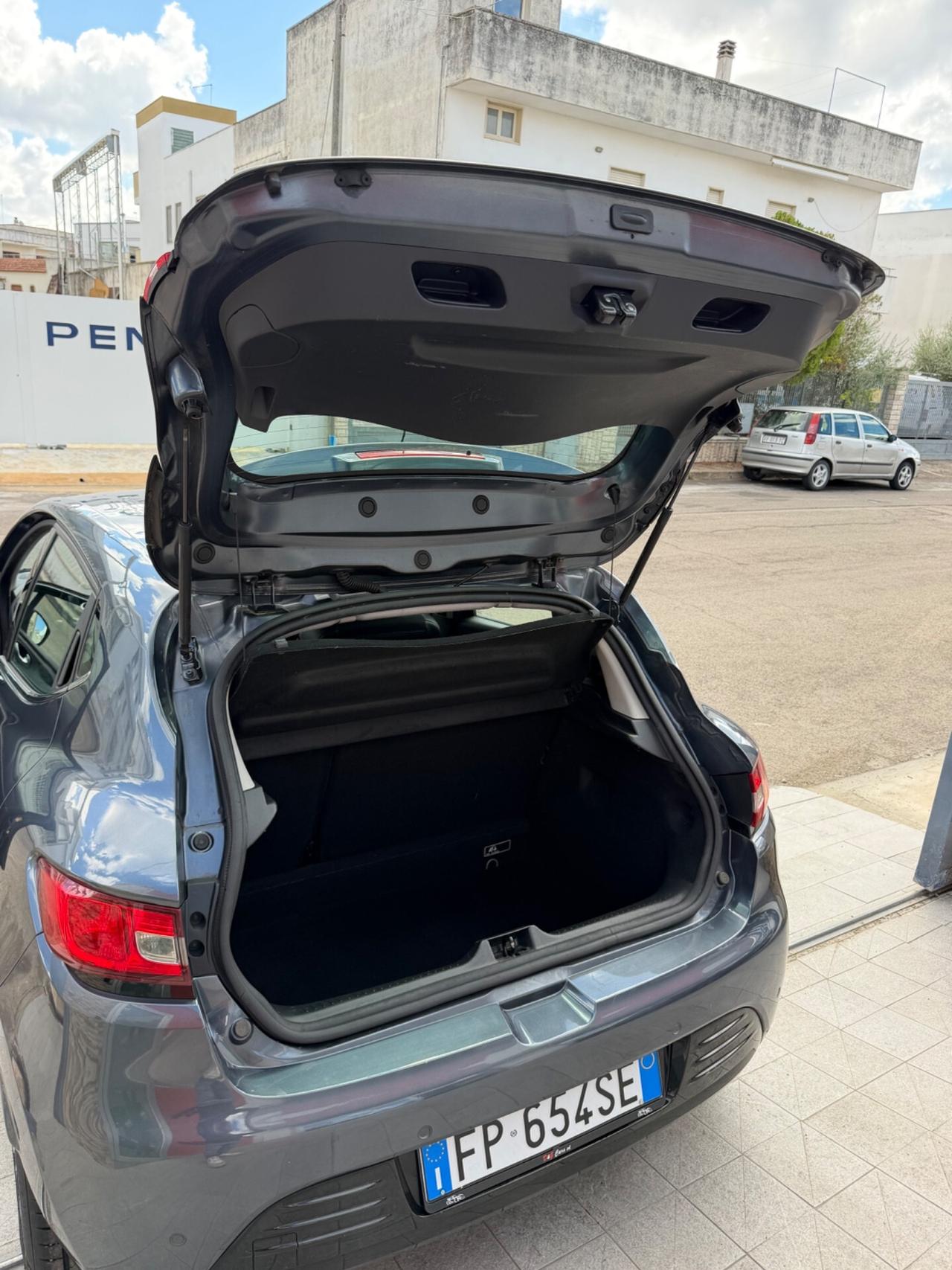 Renault Clio 1.5 dCi 75 CV Duel-2018/LED/NAVI