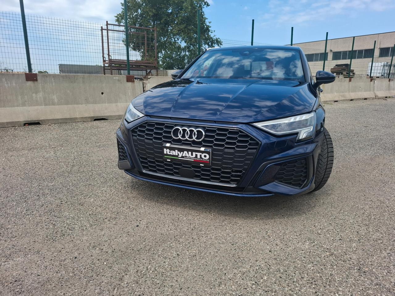 Audi A3 allstreet 35 TFSI S tronic Identity Contrast