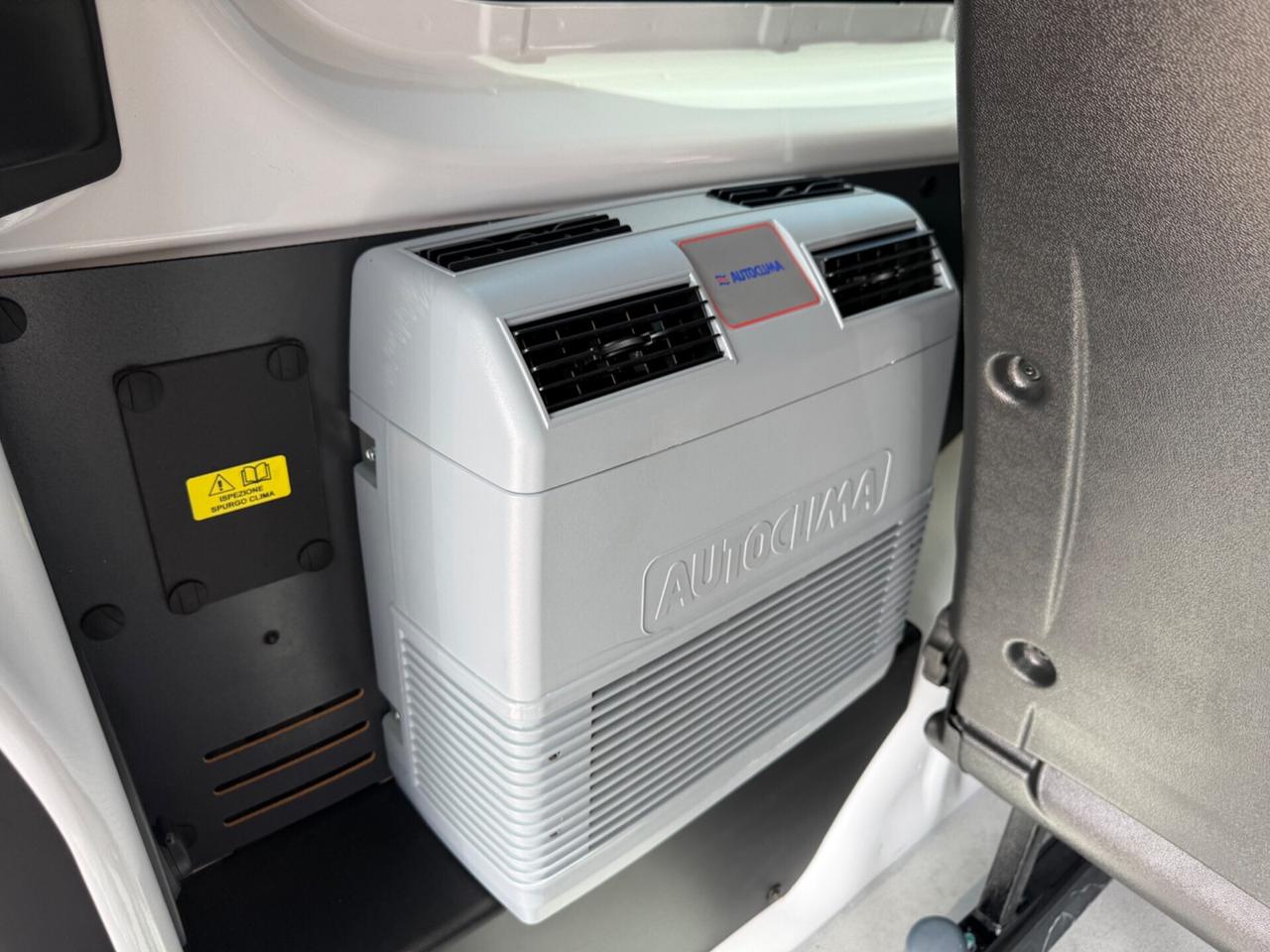 Fiat Scudo 1.5 BlueHDi 100 CV PL-TN 9 posti Pulmino