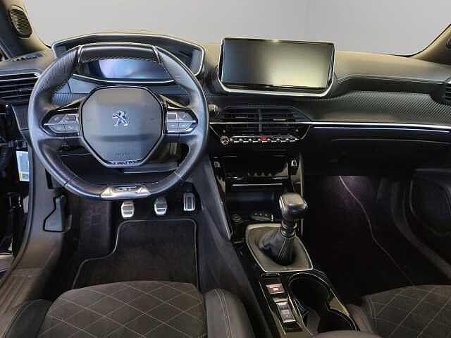 Peugeot 2008 PureTech 130 S&S GT